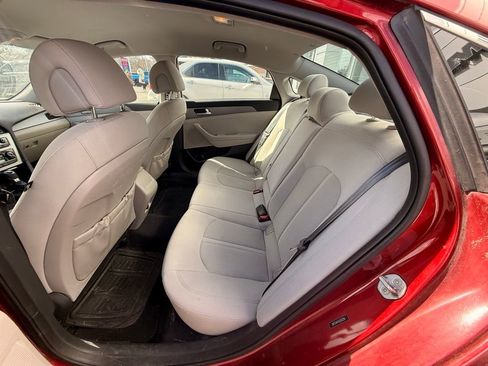 Used 2016 Hyundai Sonata SE image 20