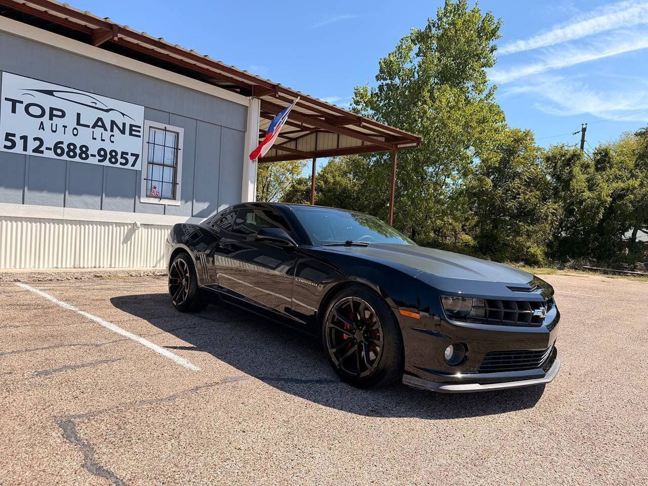 Used 2013 Chevrolet Camaro SS w/ SS Performance Package RWD image 4