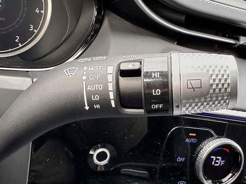 Used 2025 Genesis GV70 3.5T Sport w/ Sport Advanced Package image 33