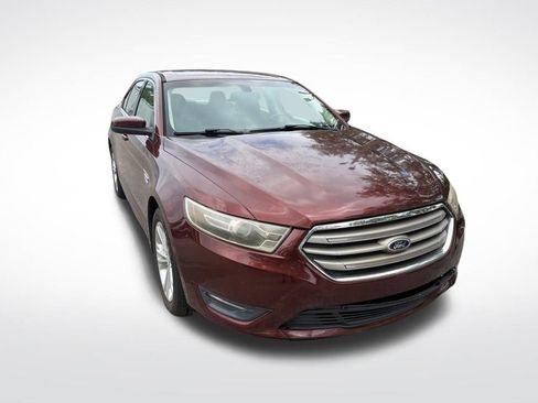Used 2015 Ford Taurus SEL w/ Equipment Group 201A FWD image 2