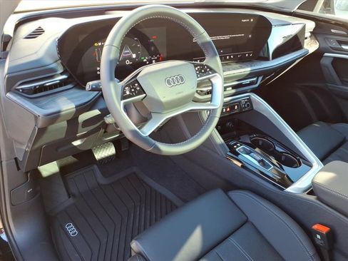 Used 2025 Audi Q5 Premium Plus AWD/4WD image 8