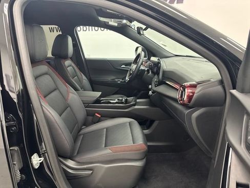 Used 2025 Chevrolet Equinox RS w/ Safety and Technology Package AWD/4WD image 29