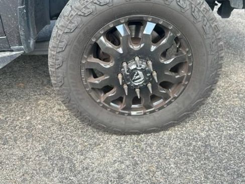 Used 2018 RAM 3500 Tradesman w/ Chrome Appearance Group AWD/4WD image 34