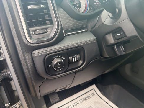 Used 2022 RAM 3500 Limited image 7