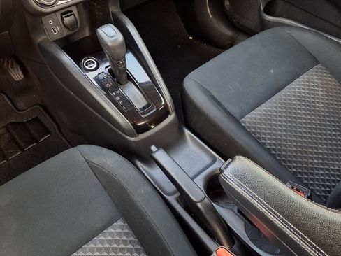 Used 2021 Nissan Versa S image 16