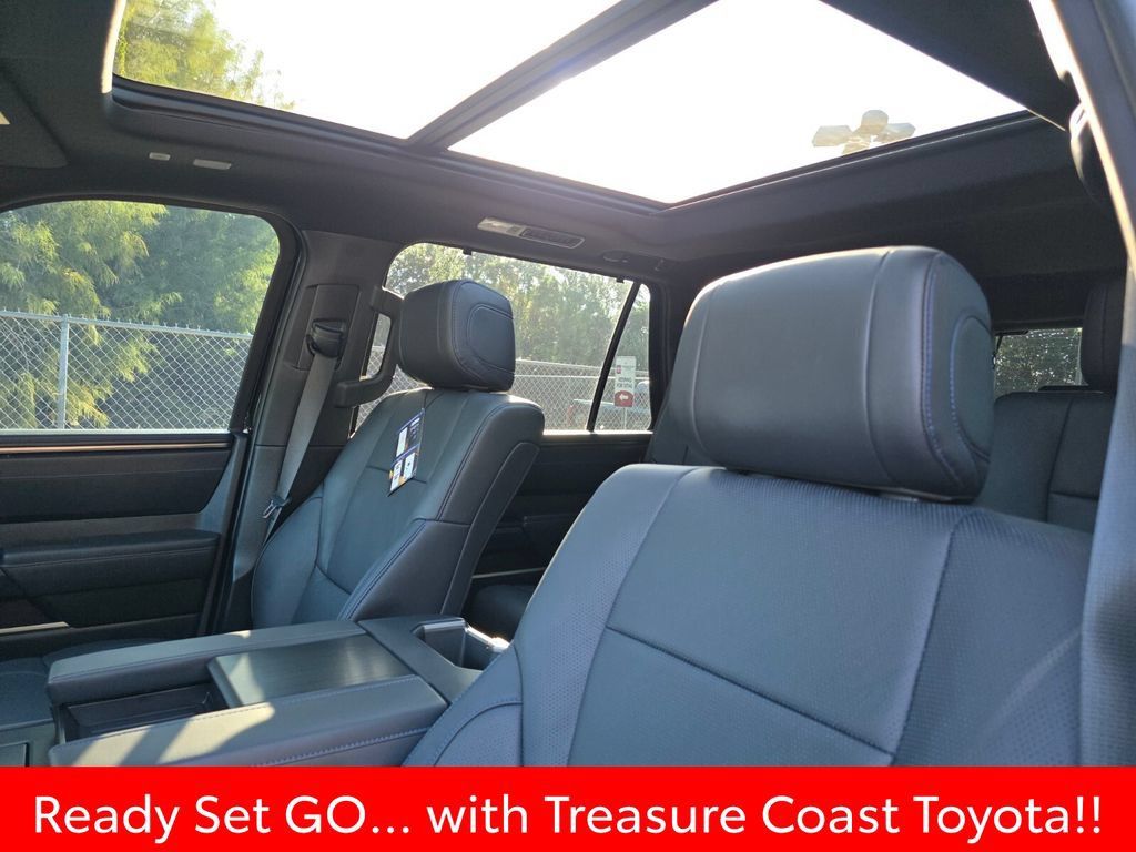 Used 2026 Toyota Sequoia Platinum AWD/4WD image 27