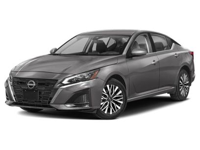Used 2023 Nissan Altima 2.5 SV w/ SV Premium Package