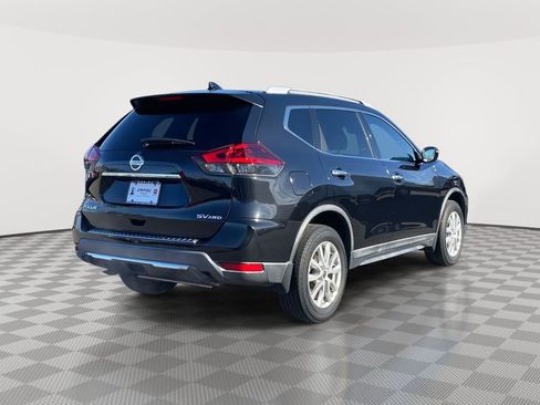Used 2018 Nissan Rogue SV image 7