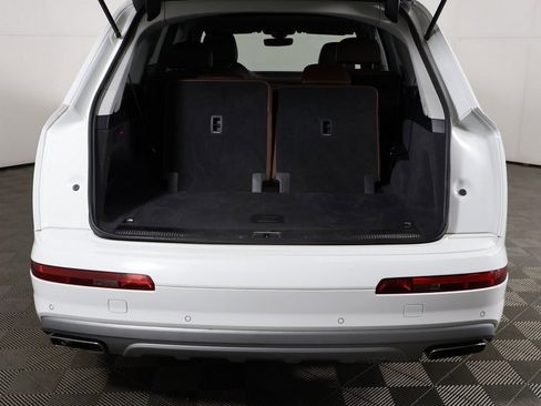 Used 2018 Audi Q7 3.0T Prestige image 23