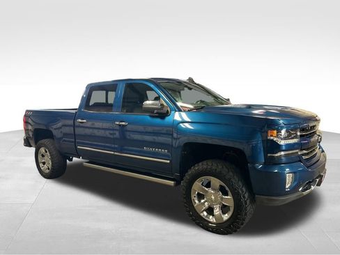 Used 2018 Chevrolet Silverado 1500 LTZ Z71 w/ LTZ Plus Package image 10