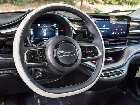 New 2025 FIAT 500 e image 11