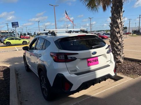Used 2024 Subaru Crosstrek 2.0i Premium AWD/4WD image 17