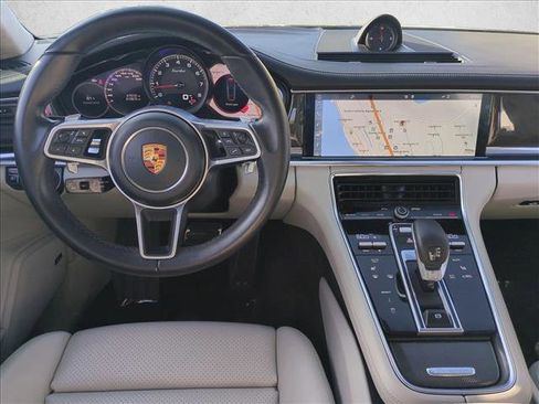 Used 2017 Porsche Panamera Turbo image 18