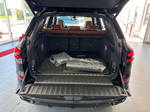 New 2026 BMW X5 xDrive50e w/ M Sport Package AWD/4WD image 1
