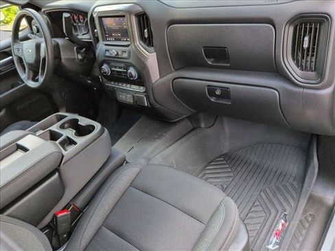 Used 2025 Chevrolet Silverado 1500 Custom Trail Boss AWD/4WD image 28