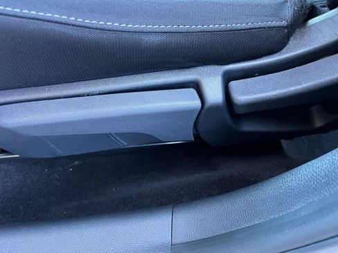 Used 2025 Nissan Sentra SV FWD image 22