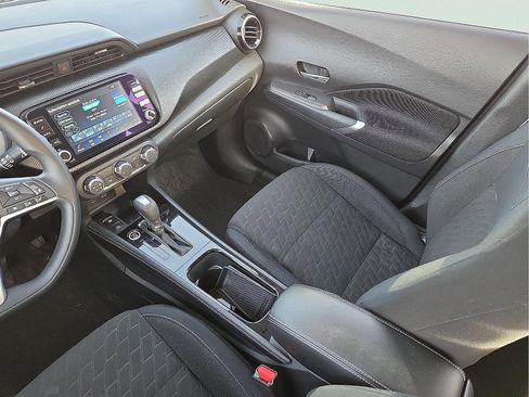 Used 2024 Nissan Kicks SV image 12