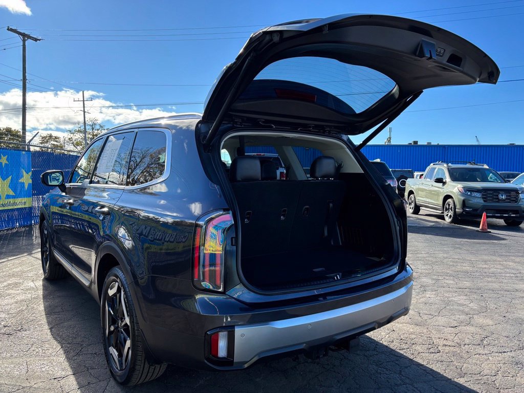 Used 2025 Kia Telluride EX AWD/4WD image 6