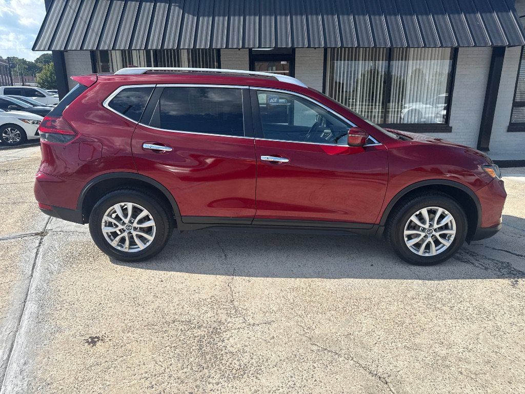 Used 2020 Nissan Rogue SV AWD/4WD image 8