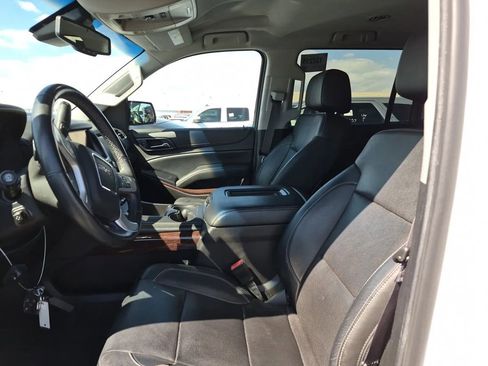 Used 2015 GMC Yukon XL SLT image 9