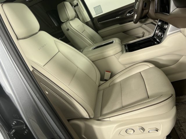 Used 2023 GMC Yukon Denali AWD/4WD image 29
