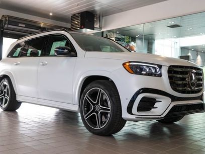 New 2026 Mercedes-Benz GLS 450 4MATIC