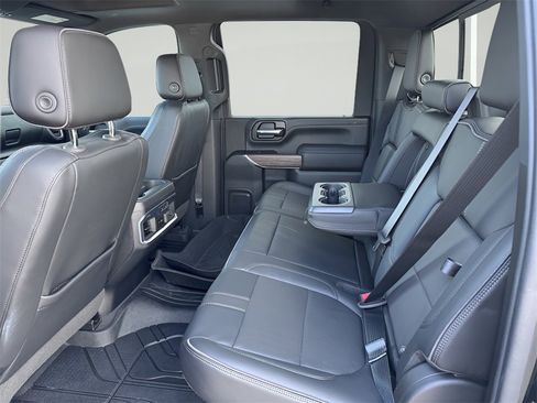 Used 2020 Chevrolet Silverado 2500 High Country image 36