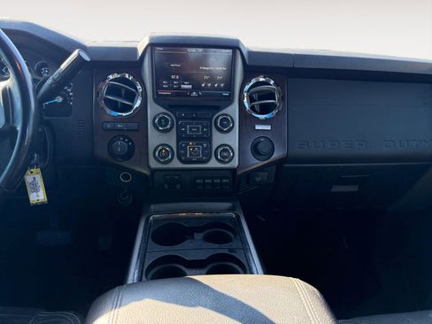 Used 2013 Ford F250 Lariat w/ Lariat Ultimate Pkg image 11