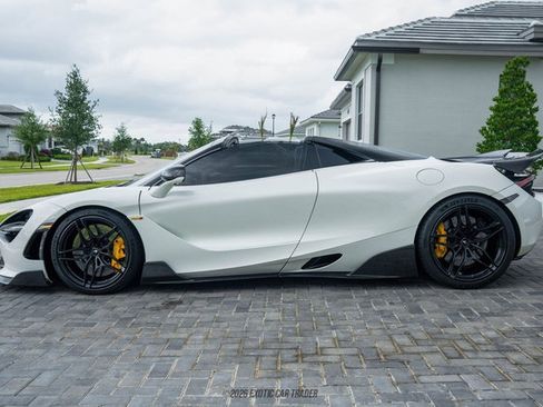 Used 2020 McLaren 720S Performance RWD image 3