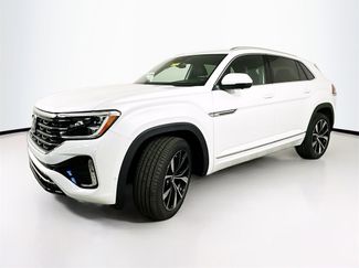 New 2025 Volkswagen Atlas Cross Sport SEL Premium R-Line video 2