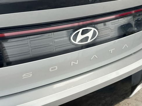 Used 2025 Hyundai Sonata SEL FWD image 10