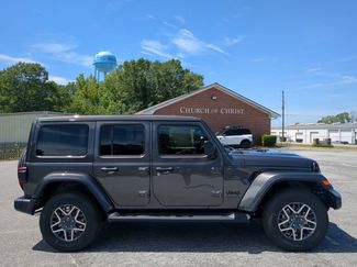 New 2025 Jeep Wrangler Sahara video 2