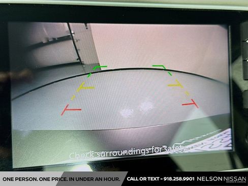 Used 2020 Nissan Versa SV image 12