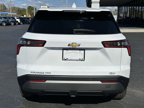 New 2026 Chevrolet Equinox LT image 6