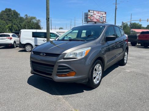 Used 2013 Ford Escape S FWD image 27