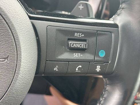 Used 2023 Nissan Pathfinder Platinum AWD/4WD image 43