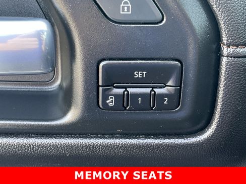 Certified 2020 GMC Sierra 1500 AT4 w/ AT4 Premium Package AWD/4WD image 18