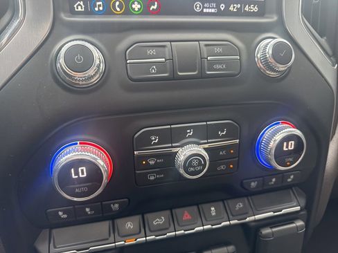 Used 2021 GMC Sierra 1500 SLT w/ SLT Premium Package image 26