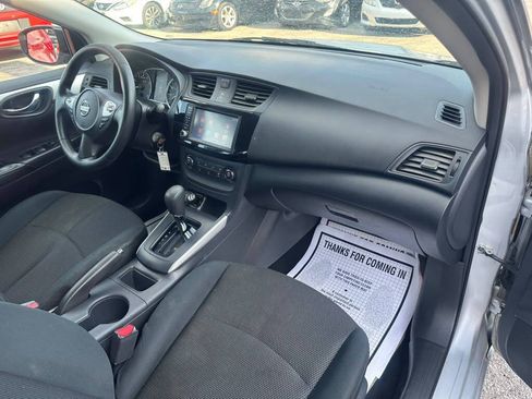 Used 2019 Nissan Sentra S FWD image 13