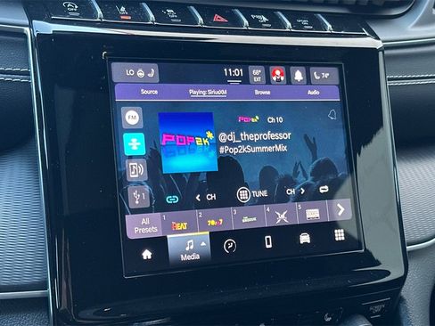 Used 2024 Jeep Grand Cherokee Altitude image 18