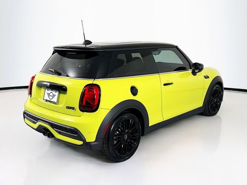 Certified 2024 MINI Cooper S FWD image 5