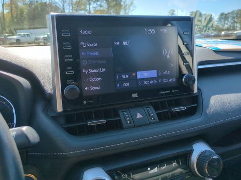 Used 2022 Toyota RAV4 Limited AWD/4WD image 13