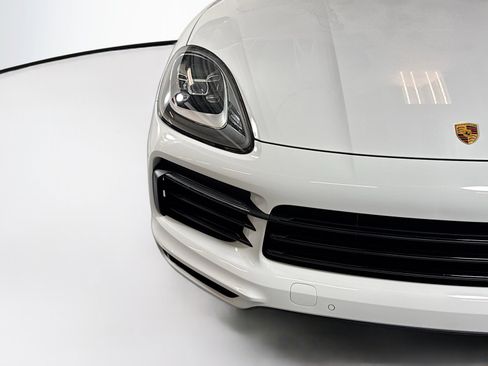Certified 2022 Porsche Cayenne image 28