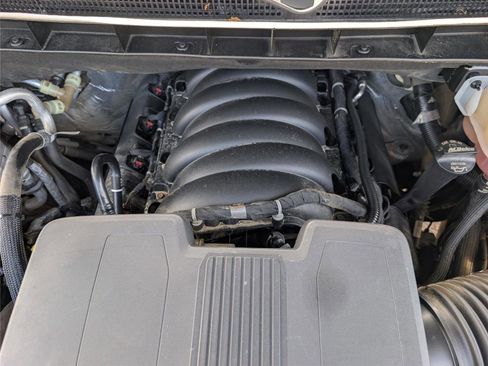 Used 2023 GMC Yukon AT4 w/ Technology Package image 38