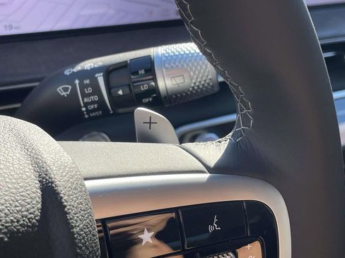 New 2026 Genesis GV80 2.5T Advanced image 12