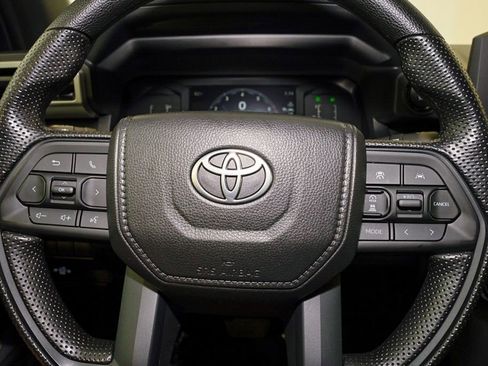 Certified 2024 Toyota Tacoma SR5 image 17
