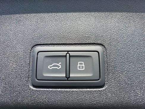 New 2026 Audi Q3 quattro 2.0T AWD/4WD image 13