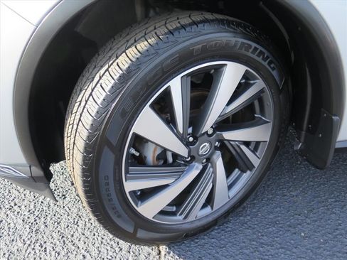 Used 2016 Nissan Murano Platinum w/ Platinum Technology Package image 18