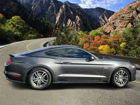 Used 2017 Ford Mustang GT Premium image 2