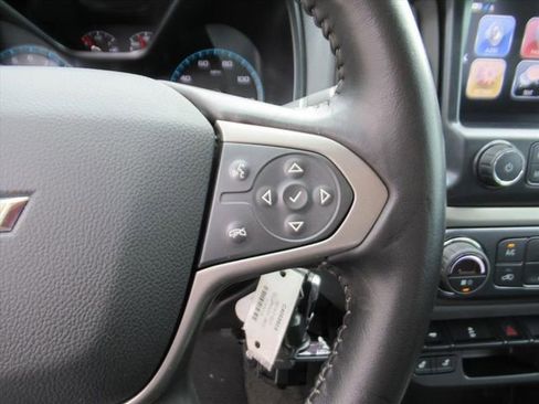 Used 2018 Chevrolet Colorado Z71 image 21